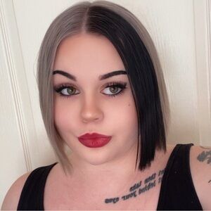 Meet your Posher, Kassie